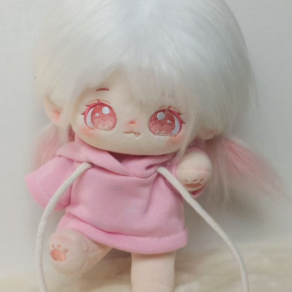 Plush Doll Anime - 20 cm boyutunda, vurgulu saç tasarımlı